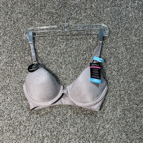 NWT Bali Women's Underwire Shaping Bra Size 36C - Picture 3 of 6